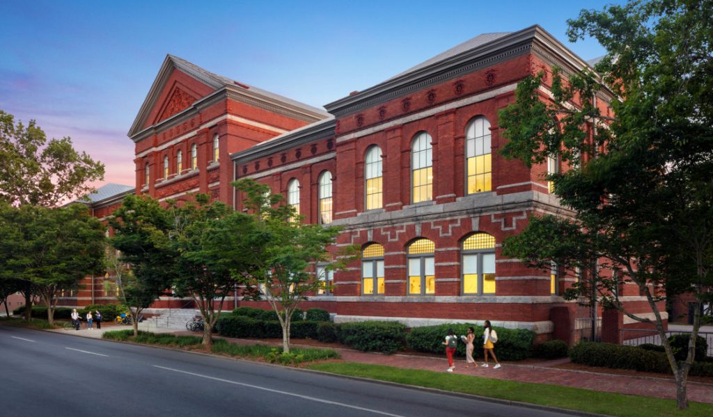 Eckburg-Hall-Exterior-Spring-2019-AF_002